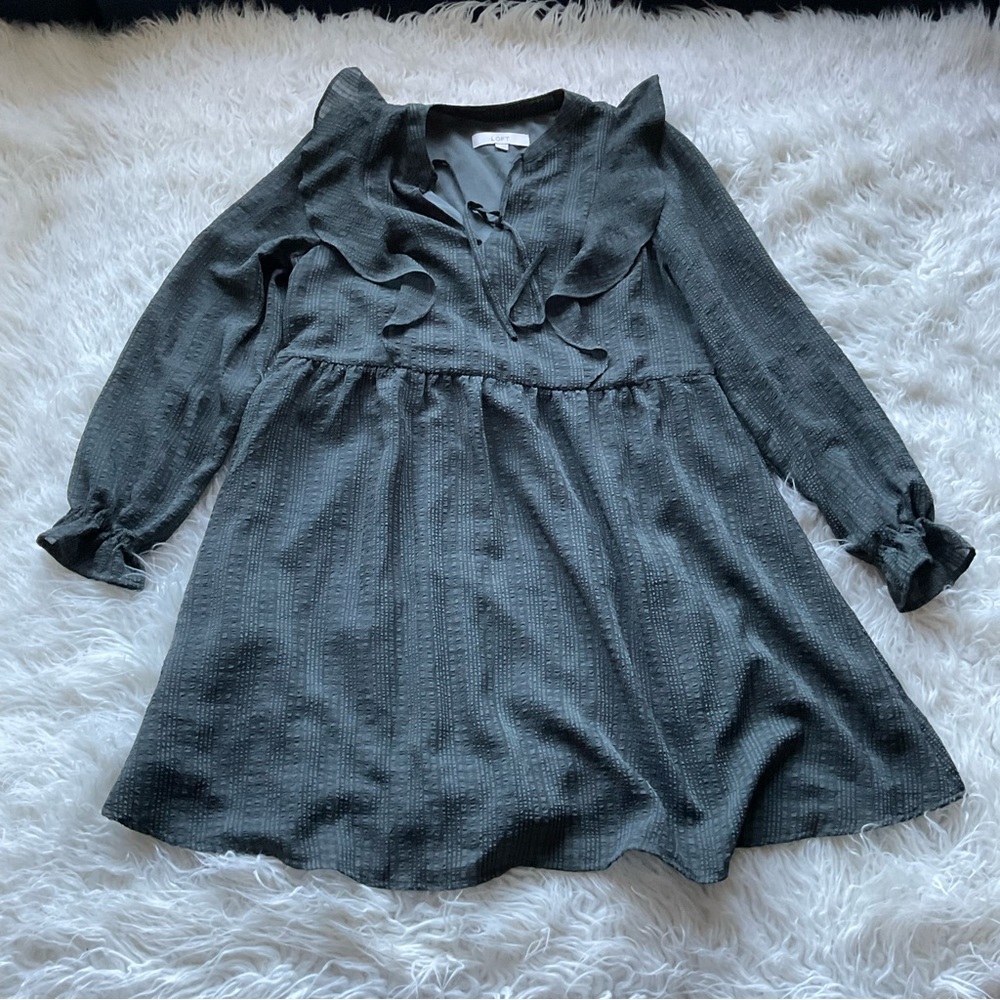 LOFT Textured‎ Ruffle Swing Dress - Picture 2 of 5